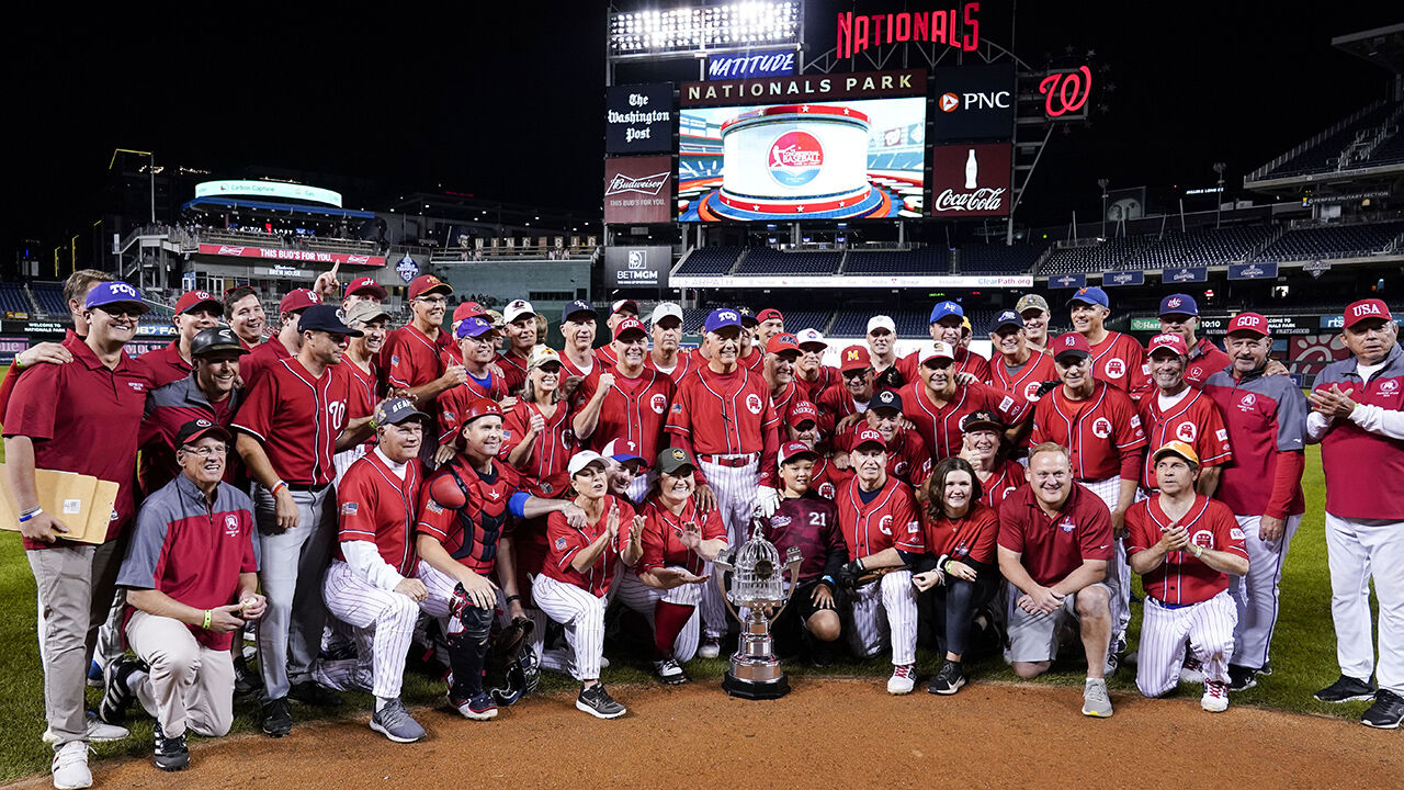 Photos Republicans Edge Out Democrats To Win Baseball 