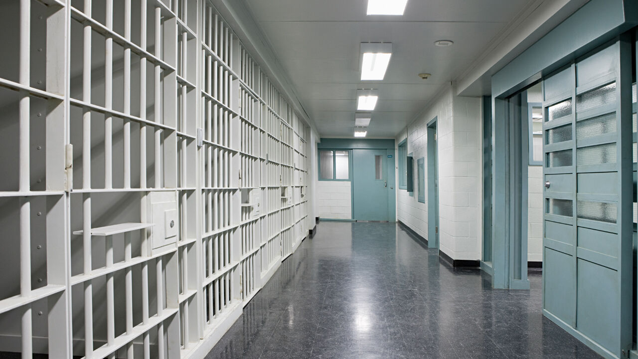 Correctional officer killed at Oklahoma prison | News | fox23.com