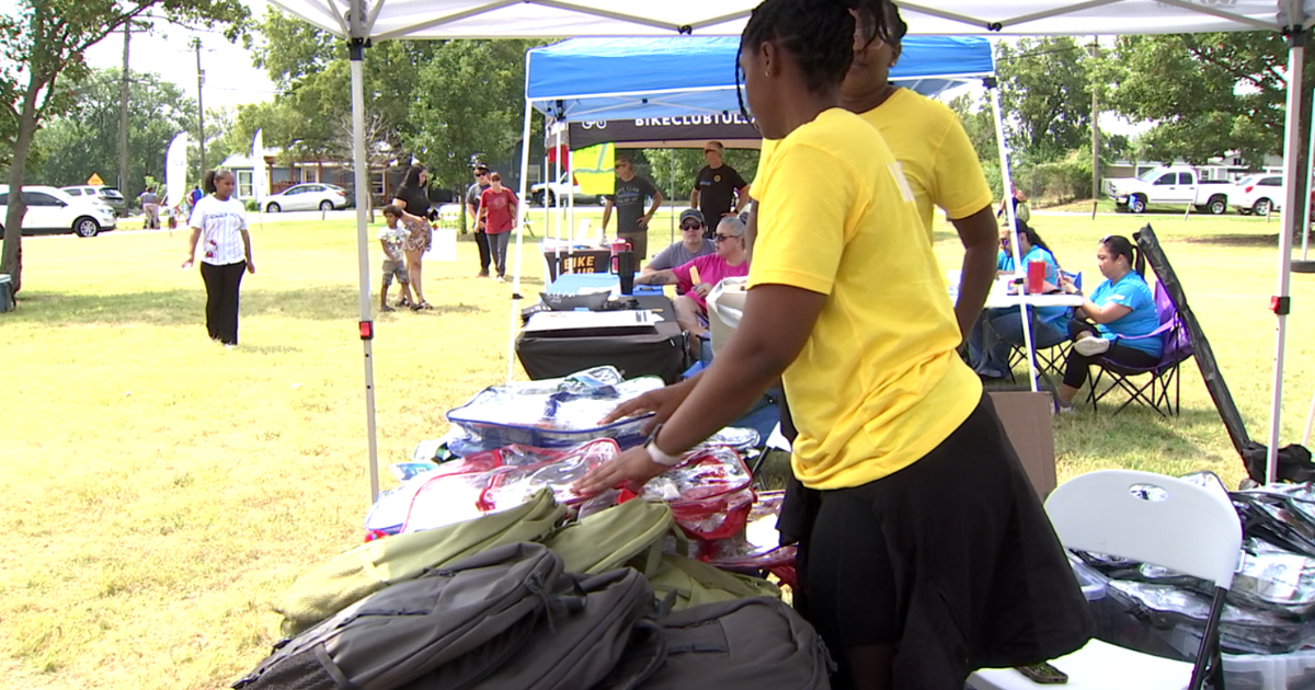 Tulsa families enjoy Back-To-School Neighbor Fest