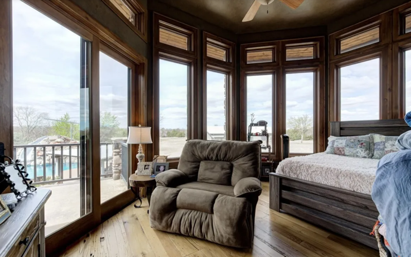 Gundy says house listed for sale does not mean he's leaving OSU