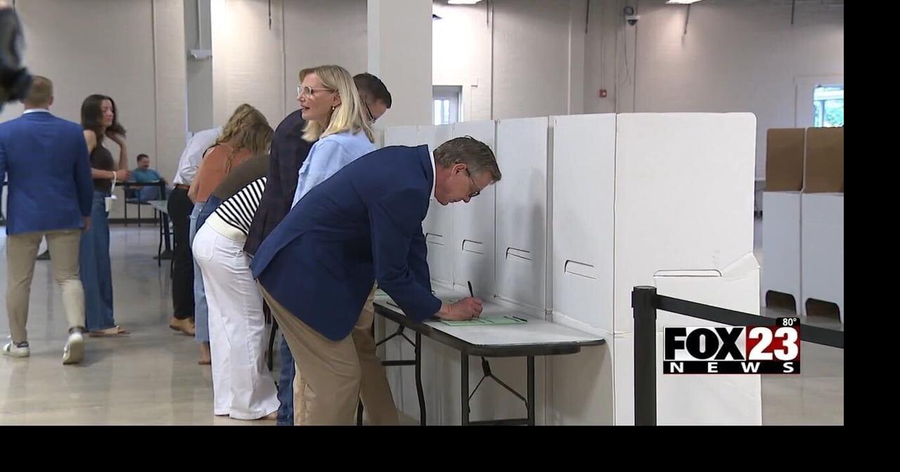 Oklahoma gubernatorial candidate Mike Mazzei casts ballot on 2nd day of early voting