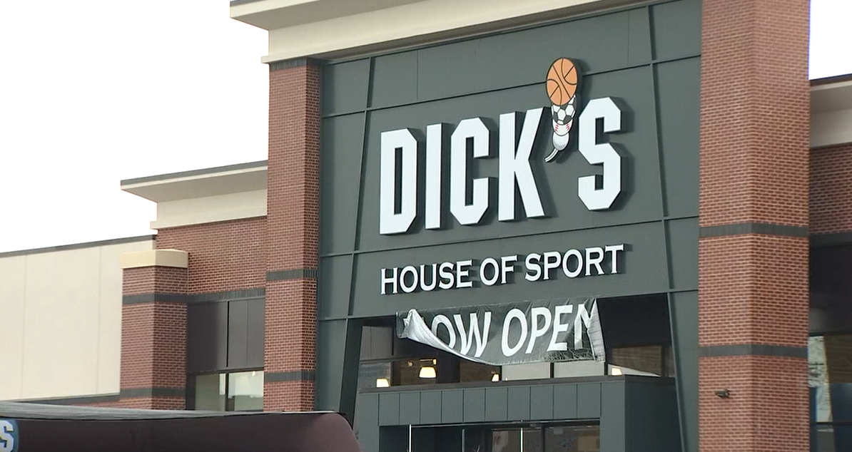 Grand opening held for new Dick's House of Sport store in Tulsa | News