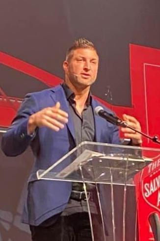 Tim Tebow attends William Booth Society Gala in Tulsa, Local & State