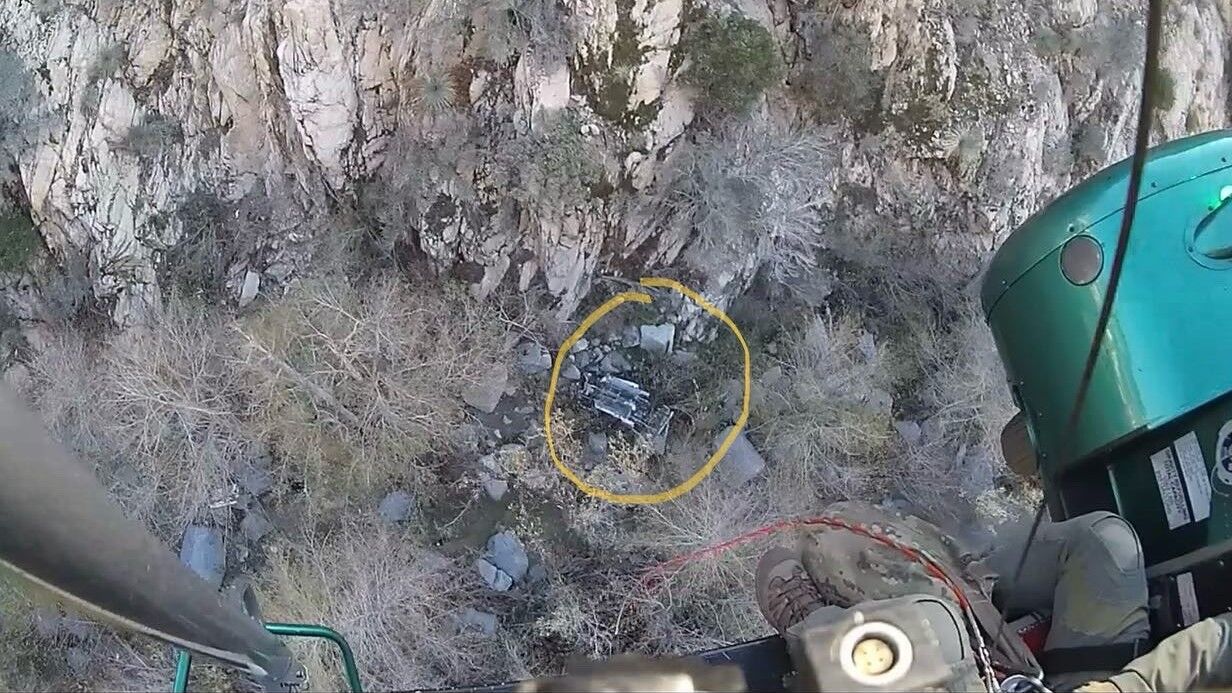 iPhone 'Emergency SOS' leads to rescue after 250-foot fall into ...