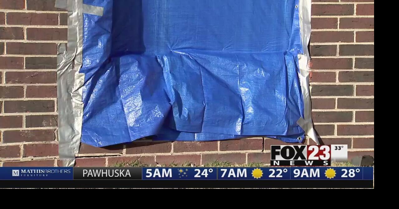 Police search for driver accused of hitting house and leaving Local