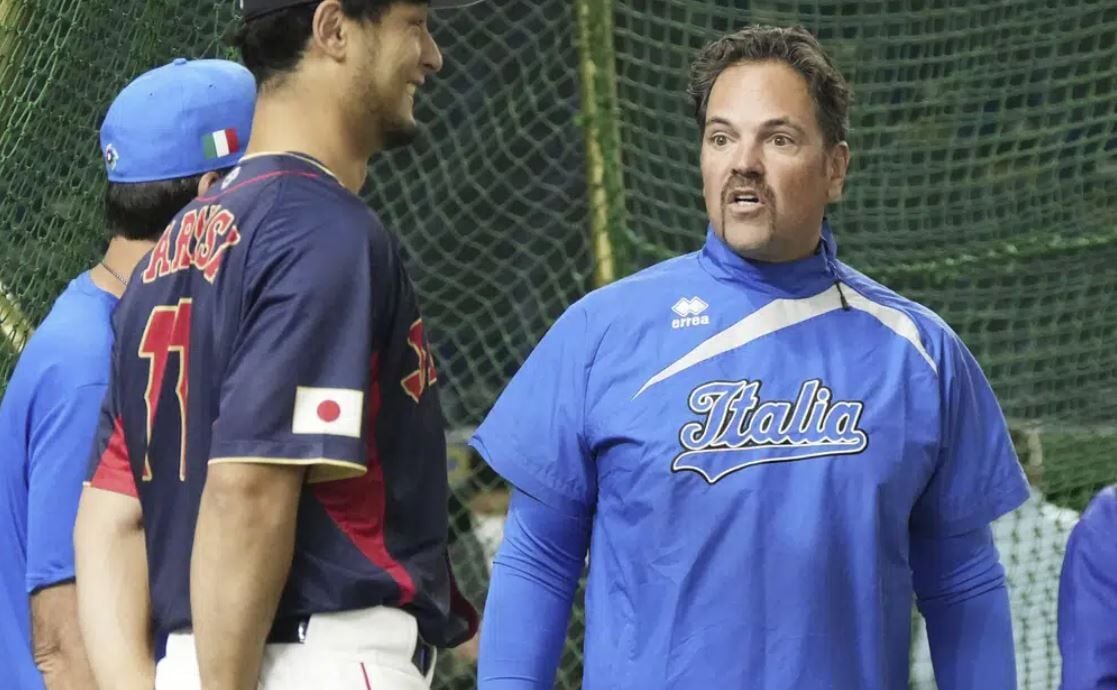 World Baseball Classic: Italy manager Mike Piazza talks coaching