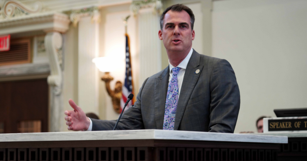 Governor Stitt issues executive order for comprehensive Oklahoma Public Schools Revenue Report
