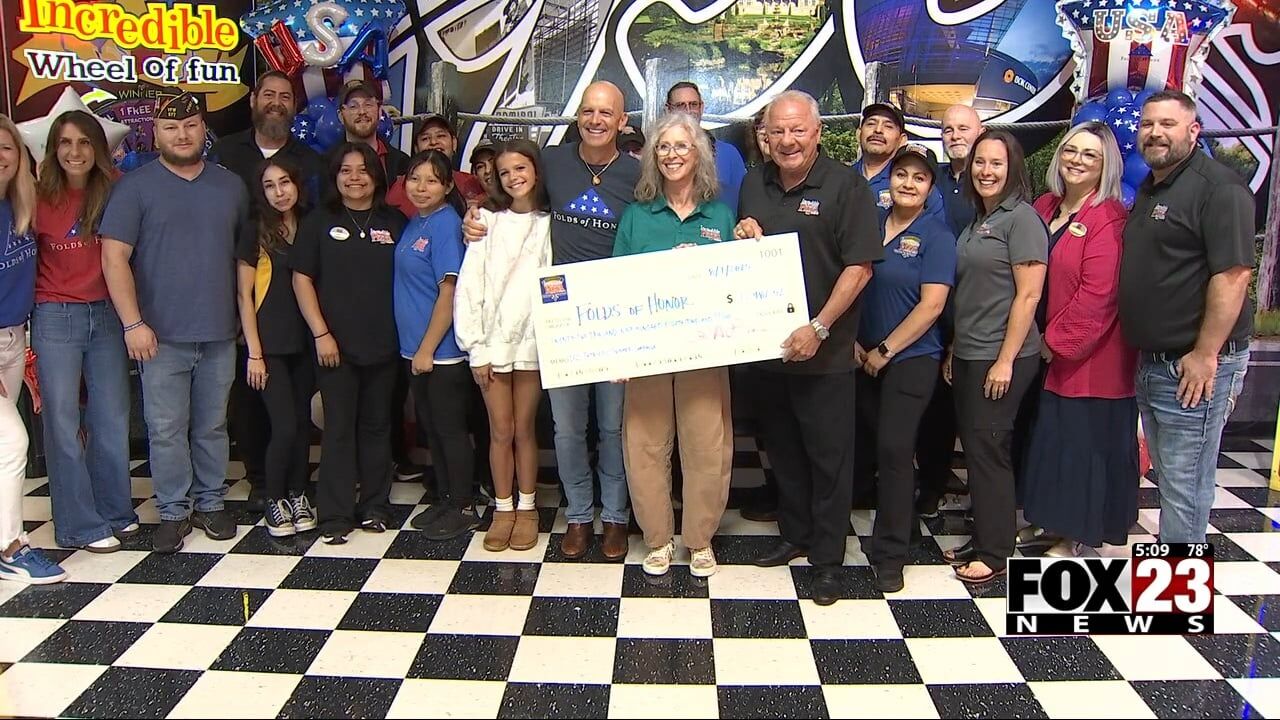 Video: Incredible Pizza presents $22,000 donation check to Folds of Honor