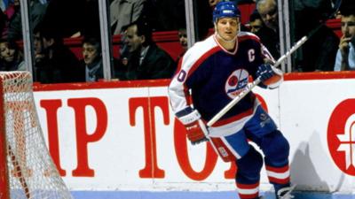 Winnipeg Jets star Dale Hawerchuk dead of cancer at 57