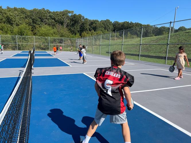 Tahlequah elementary school creates Pickleball program for 1st graders