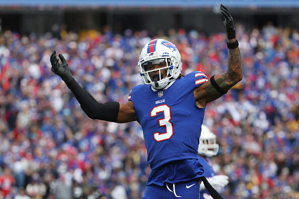 Damar Hamlin had heartbeat restored on the field after cardiac arrest,  Bills report 