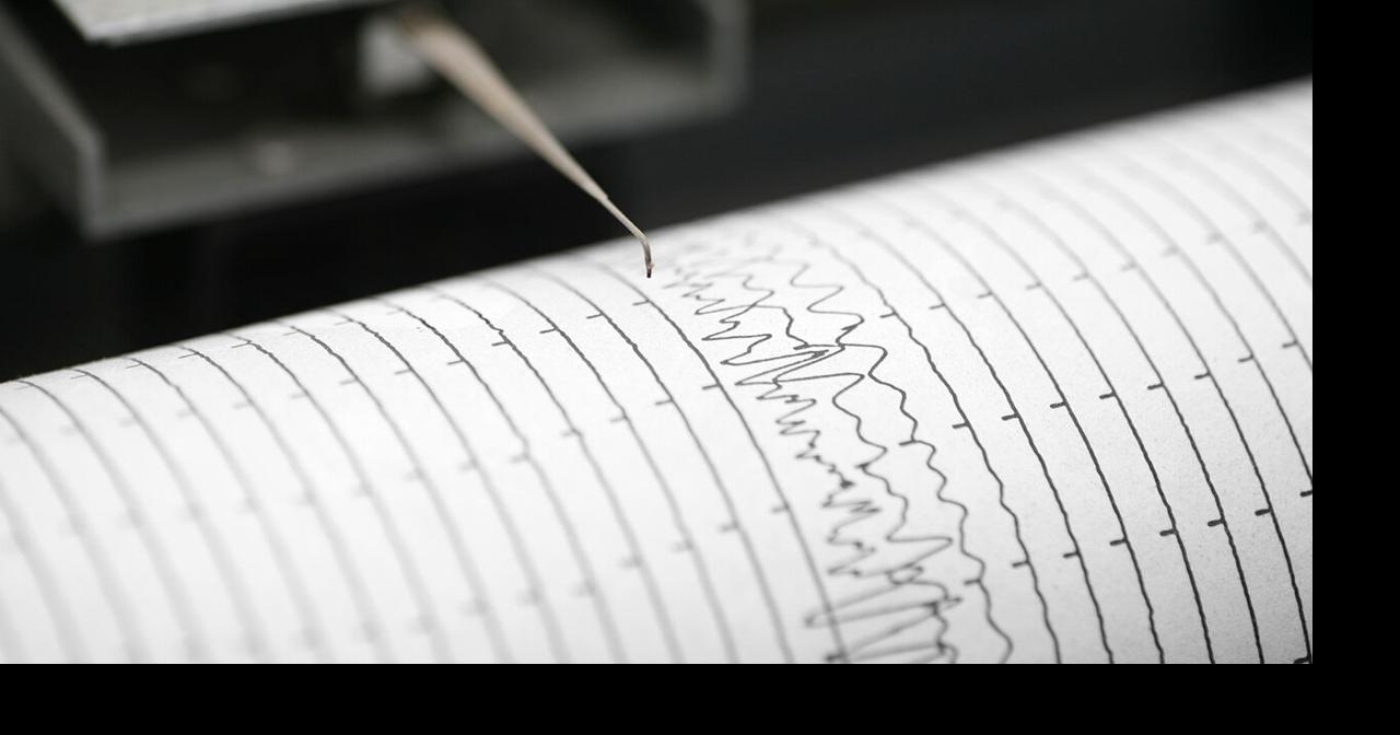 8 0 earthquake hawaii today video