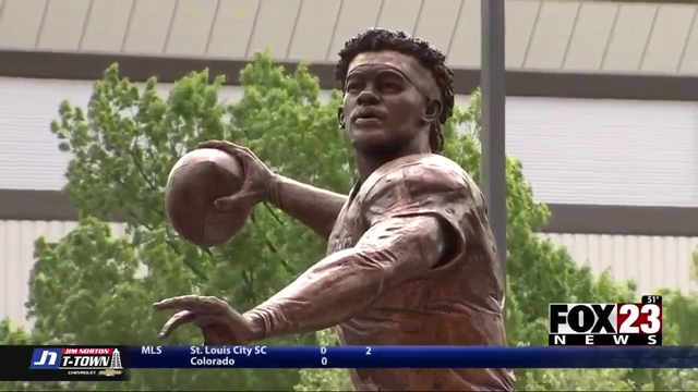 OU Announces Kyler Murray Heisman Statue Unveiling Set For Spring Game