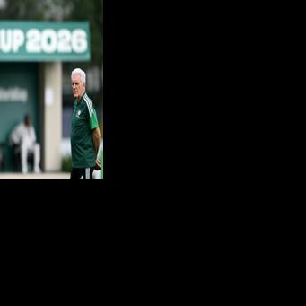 South Africa's Broos hits out at 'trash' talk, targets World Cup redemption Kieran CANNING Jun 17, 2026 Jun 17, 2026 Updated 2 mins ago