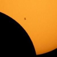 Total eclipse gives scientists chance to probe Sun's mysteries Frederic Bourigault and Daniel Lawler Aug 4, 2026 Aug 4, 2026 Updated 9 mins ago