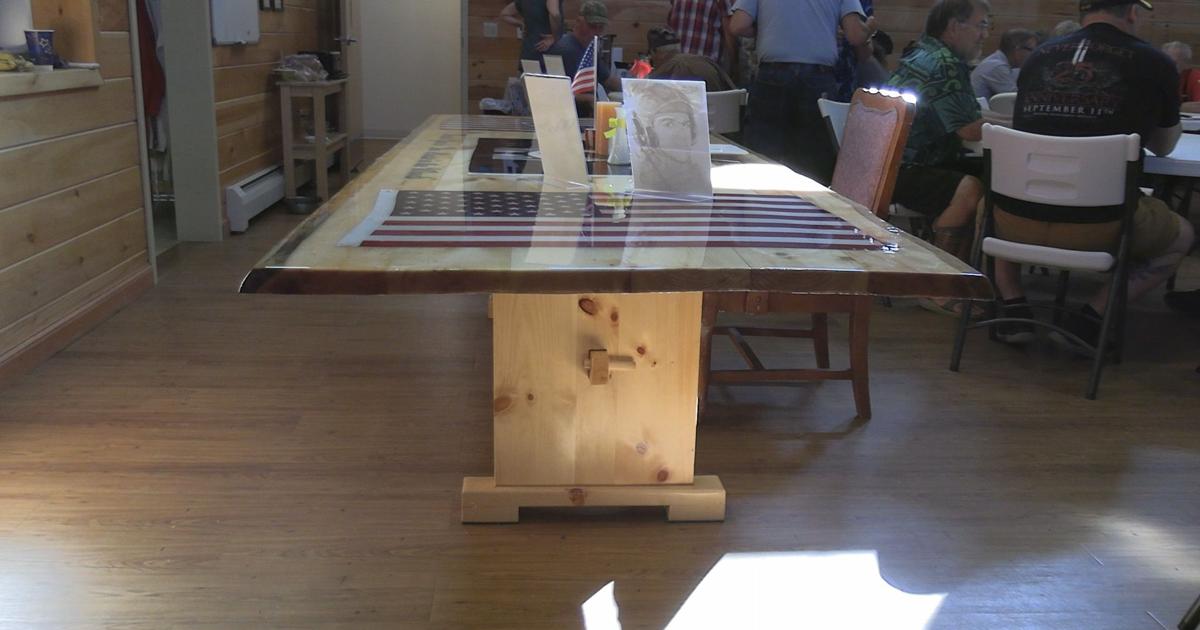 Handmade table brings veterans together
