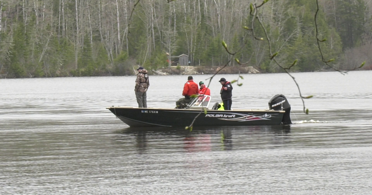 Search continues for missing paddleboarder on Graham Lake, authorities ...