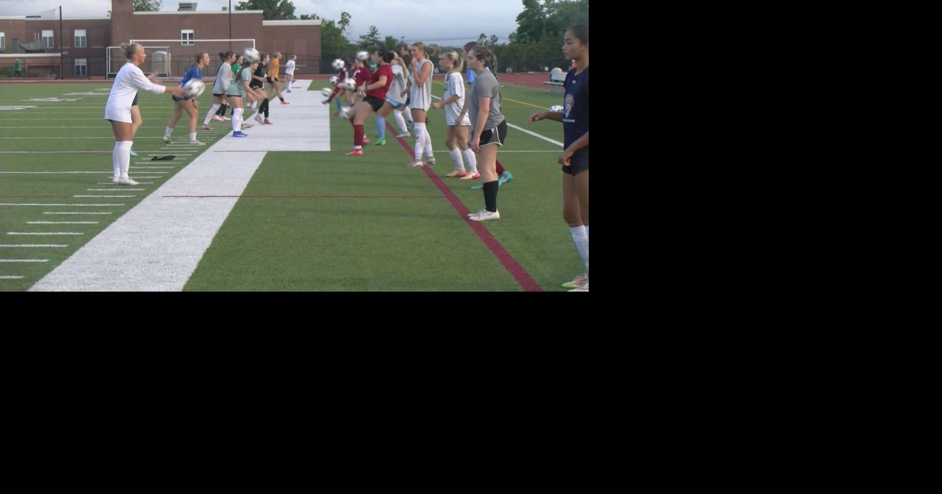 Defending champ Rams prep for season with big shoes to fill
