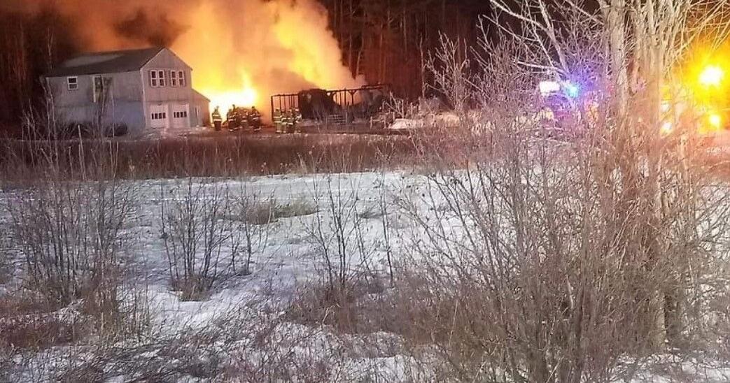 Fire destroys mobile home in Unity | Local News | foxbangor.com