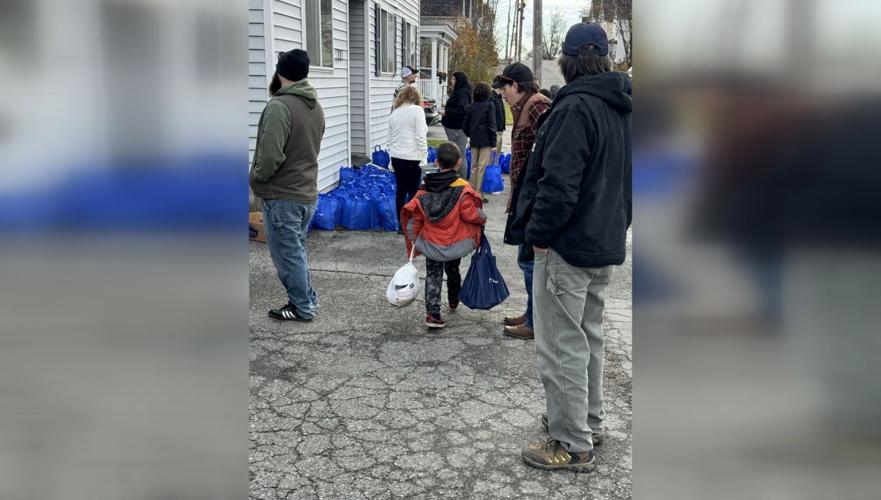 Maine Veterans Project hand out food to veterans in Bangor community