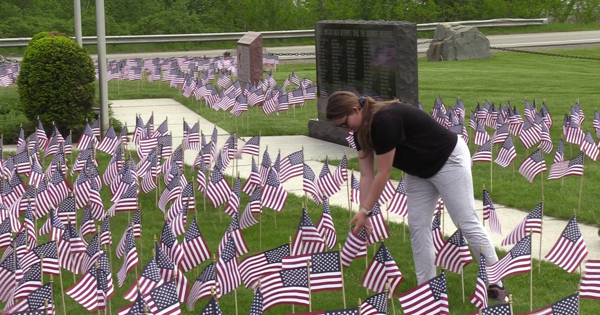 Flag display at Cole Museum honors Mainers who made the ultimate sacrifice - Vimarsana News