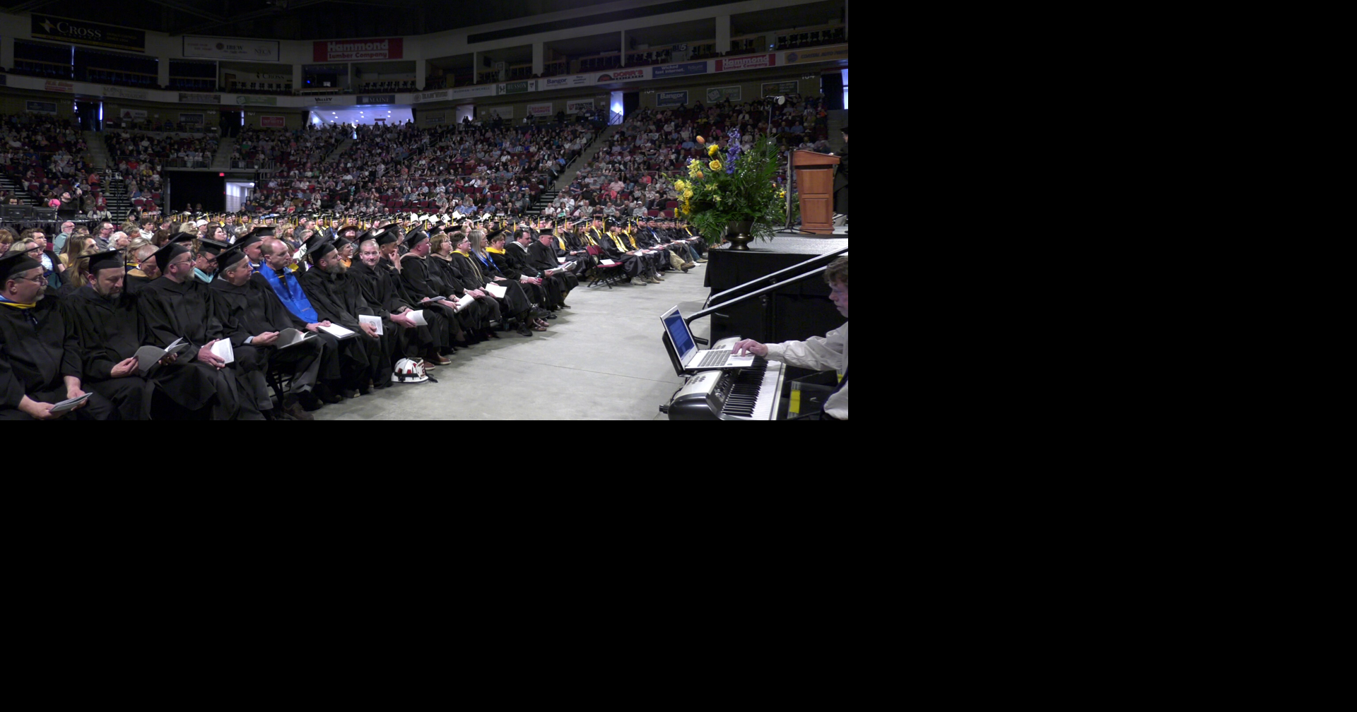 EMCC awards hundreds of Graduates | Local News | foxbangor.com