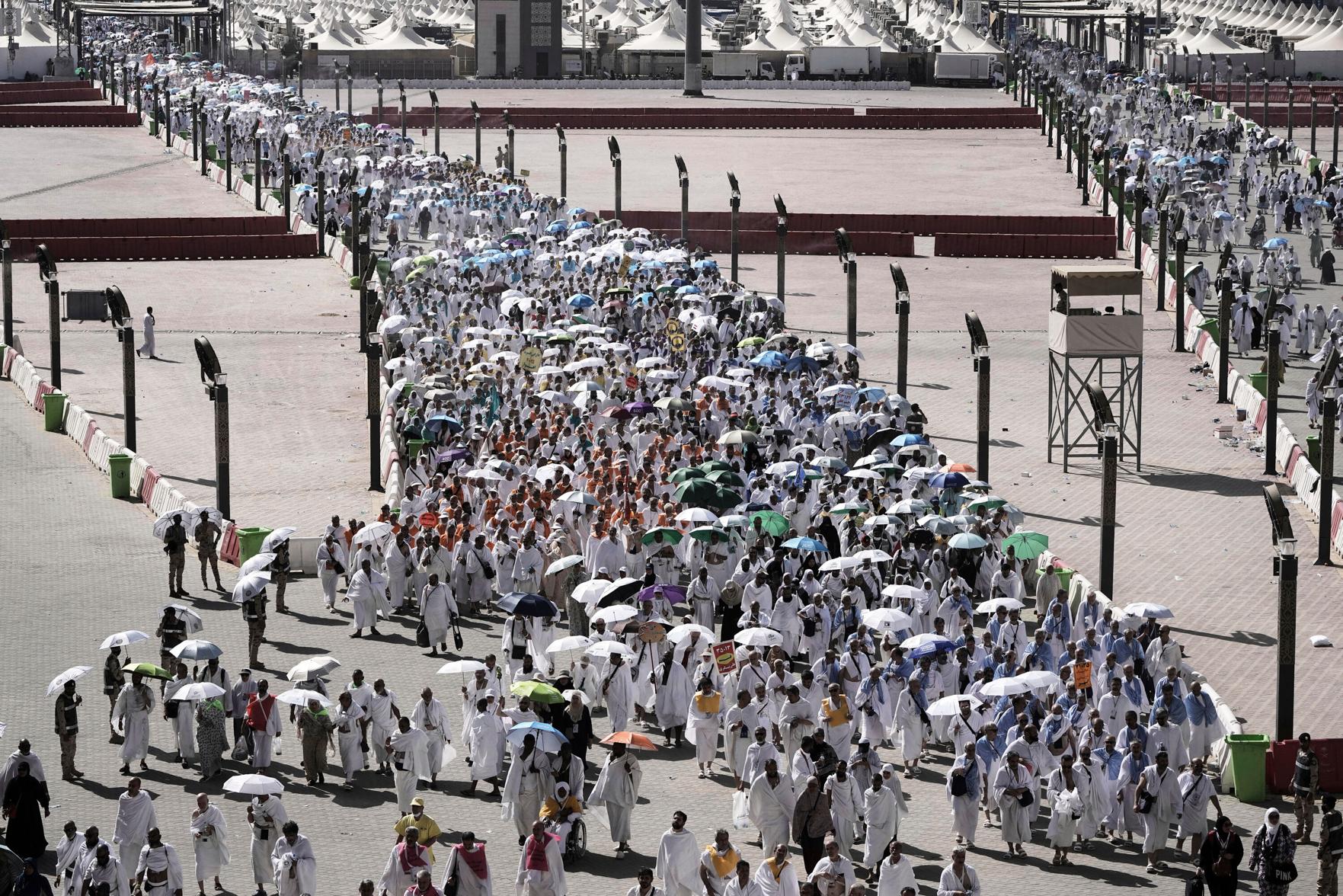 A look at the Hajj pilgrimage and Eid al-Adha and their significance to Muslims around the world | Nation & World | foxillinois.com