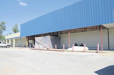 Old Walmart Building Sold To Local Buyers Local News Franklinfavorite Com