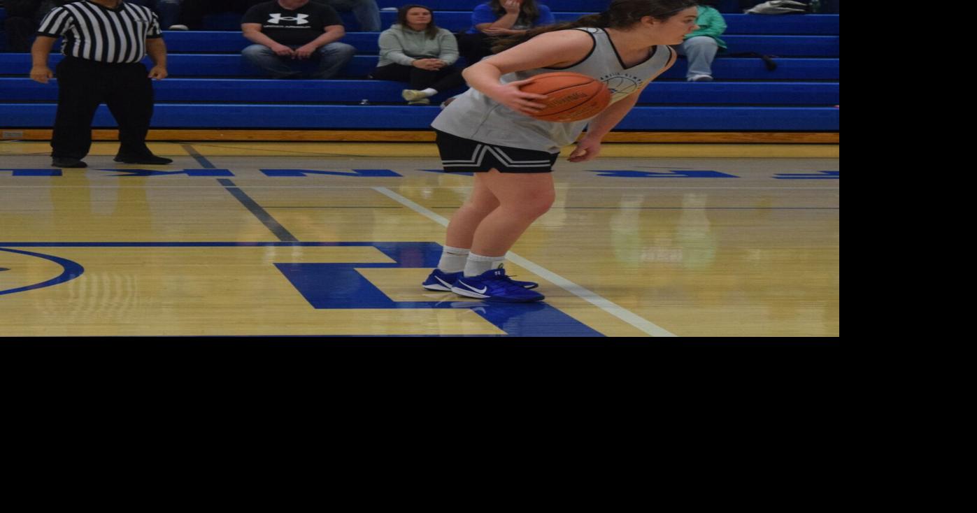 FSHS basketball teams host first scrimmage