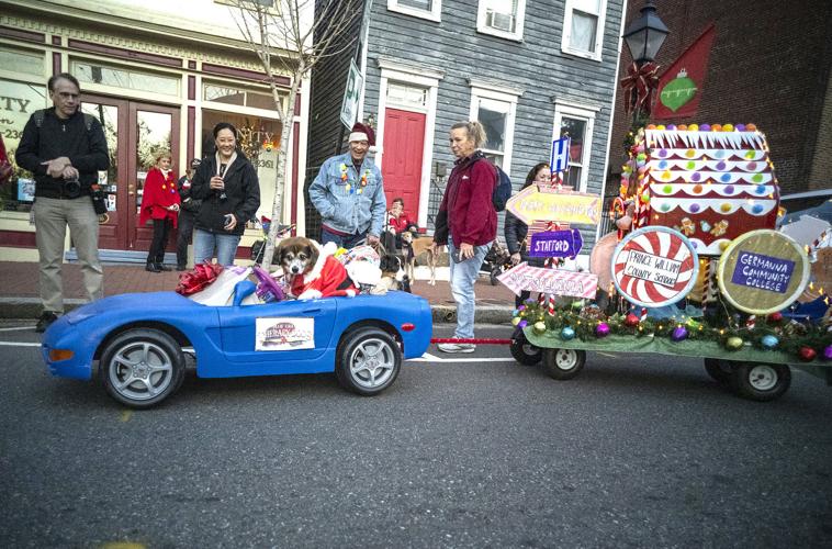 Spotsylvania Christmas Parade 2022 Fredericksburg And Spotsylvania Parade In The Holidays | |  Fredericksburg.com