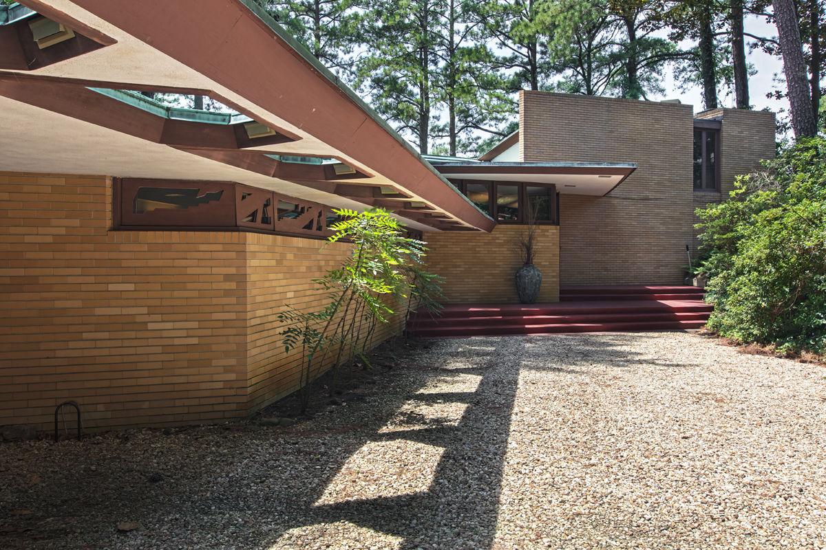 Frank Lloyd Wright home in Virginia Beach sells for 2.2M Featured