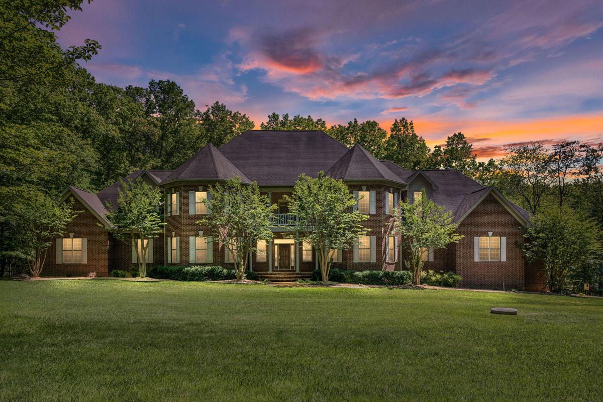 10 000 Square Foot Masterpiece Near Chancellorsville Battlefield Listed For 1 590 000 Home Garden Fredericksburg Com 10 000 Square Foot Masterpiece Near Chancellorsville Battlefield Listed For 1 590 000 Home Garden Fredericksburg Com