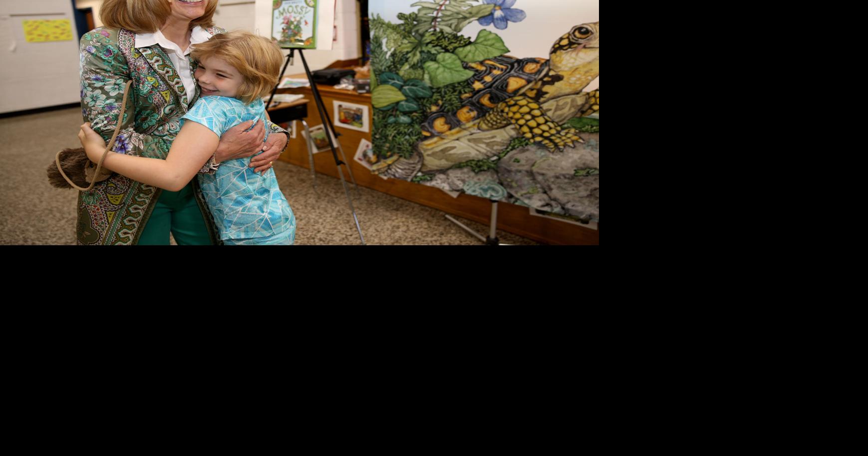 Bestselling children’s author Jan Brett visits Moncure Elementary in