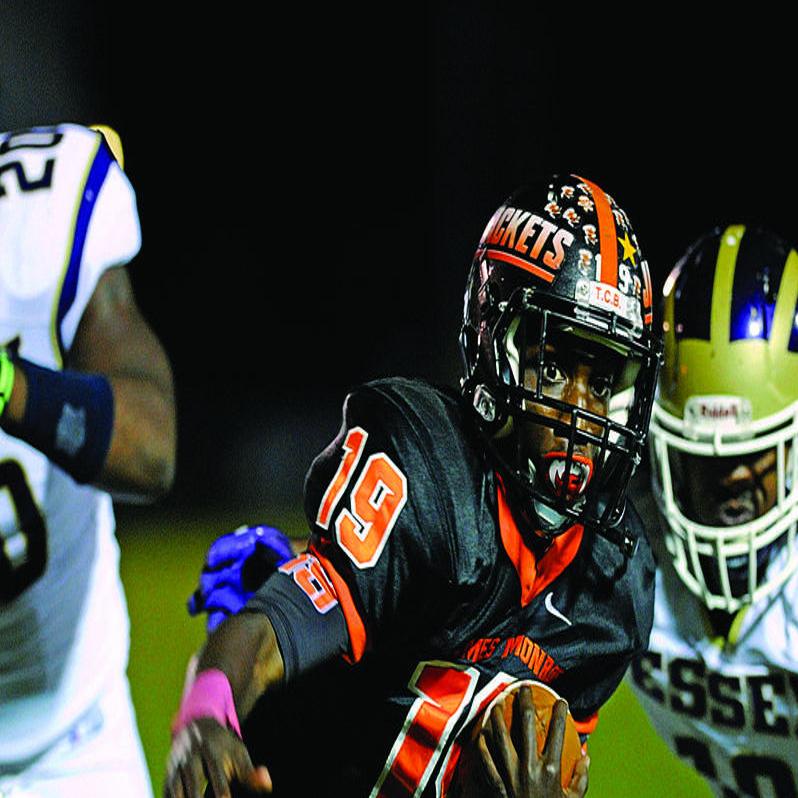 High School Football Focused James Monroe Cruises Past Essex