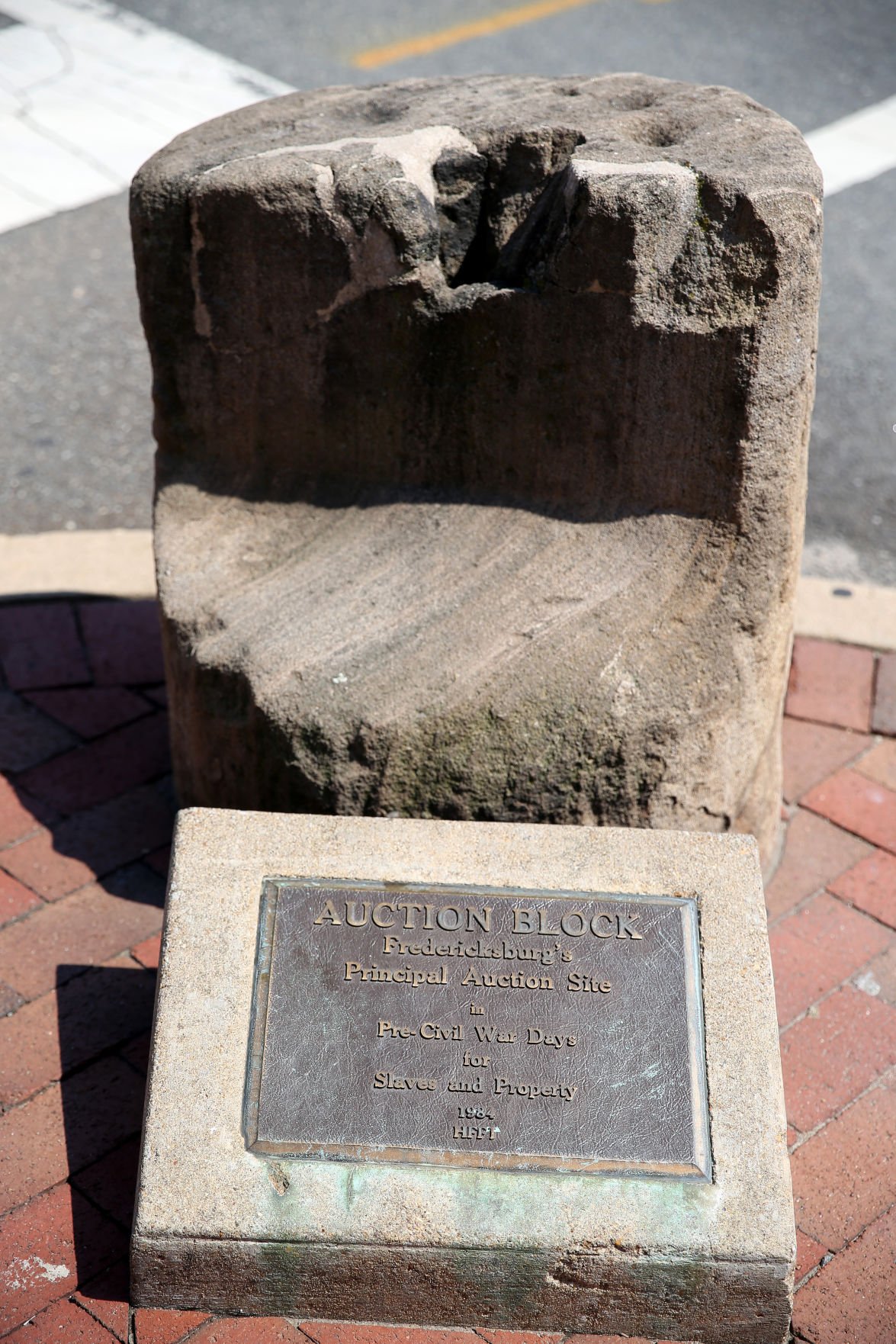 Controversial Slave Auction Block To Remain In Downtown Fredericksburg   59cb1e4dd3138.image 