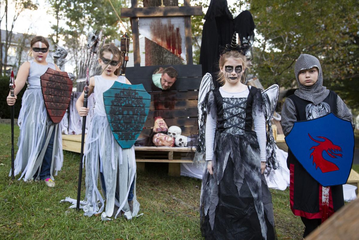 Columnist Calls For Help In Finding The Most Extreme Halloween Displays Hereabouts Local News Fredericksburg Com