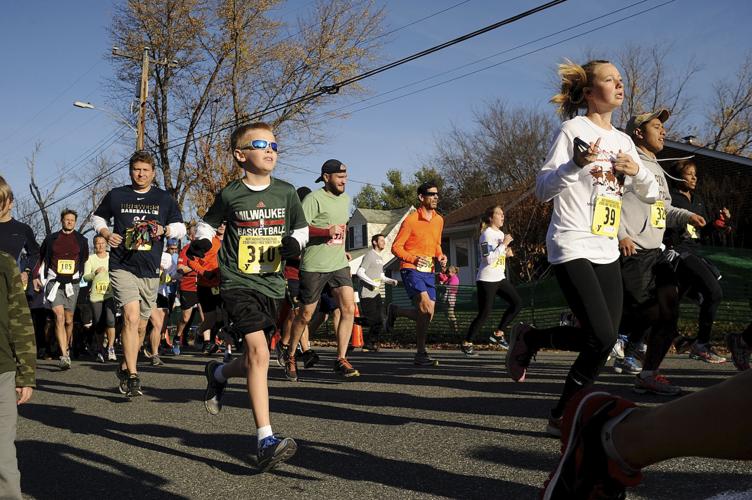 Annual Turkey Trot draws more than 5,000 runners to downtown Fredericksburg