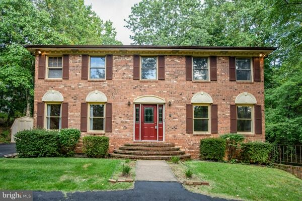 4 Bedroom Home in Fredericksburg - $450,000