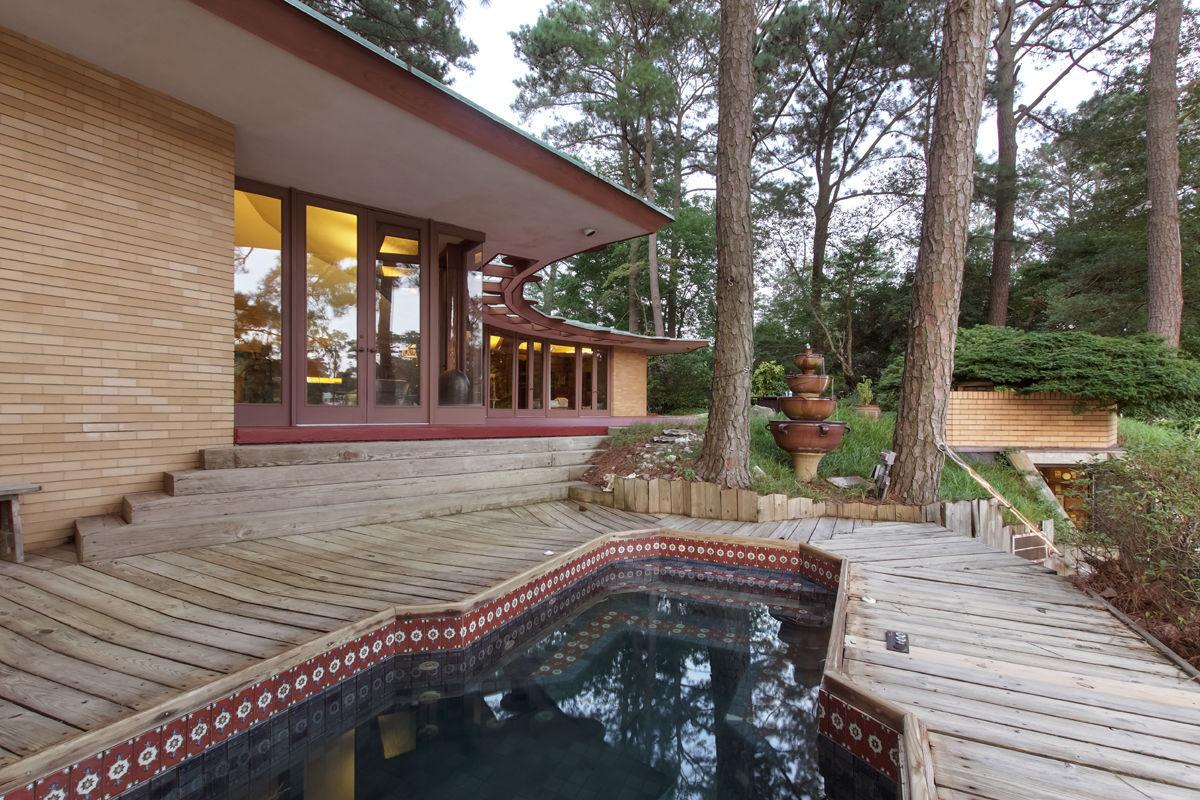 Frank Lloyd Wright home in Virginia Beach sells for 2.2M Featured