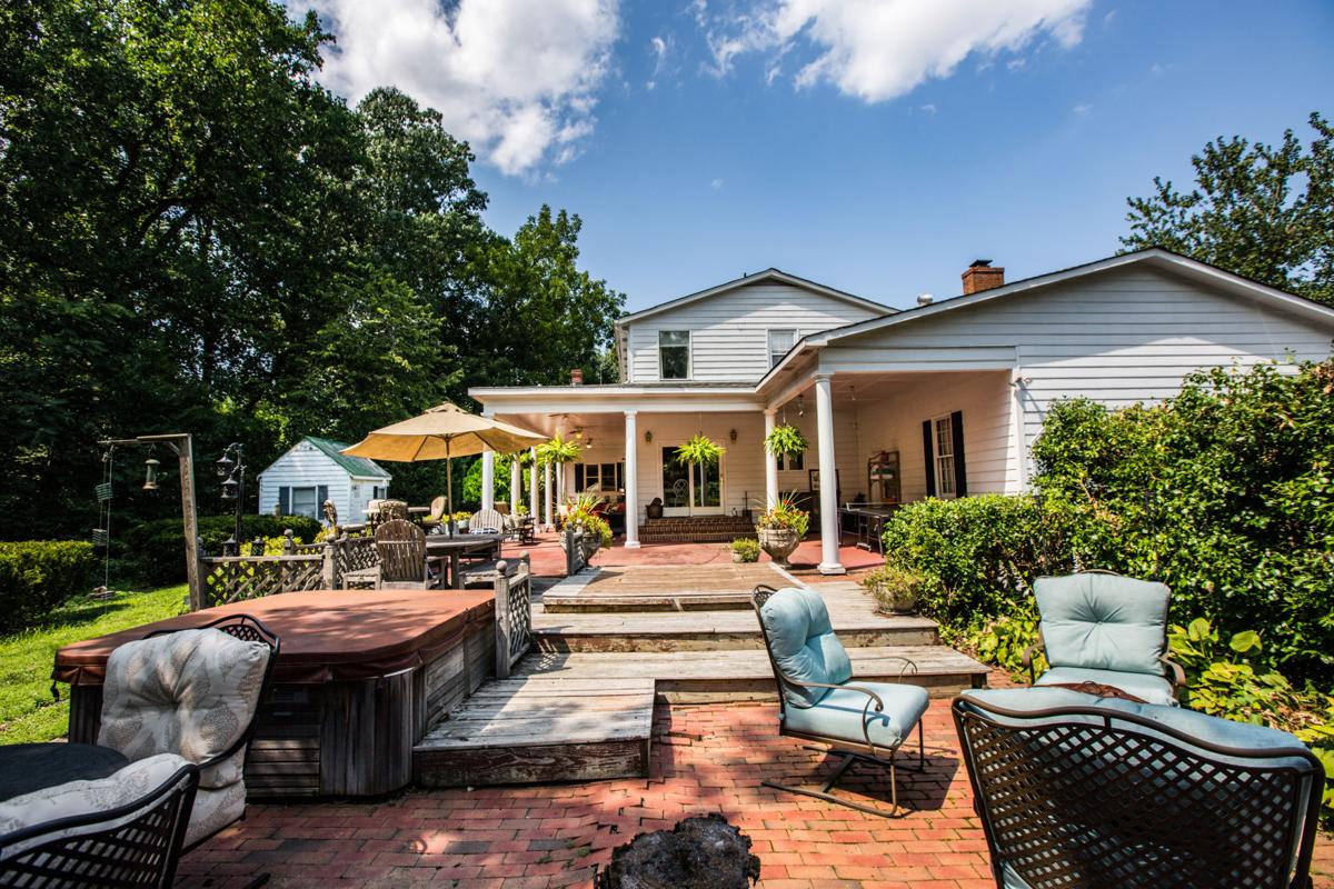 king george property is 10-acre homestead house and home