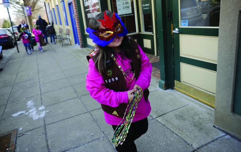 Culpeper Downtown Carnival brings crowds to town's streets and stores