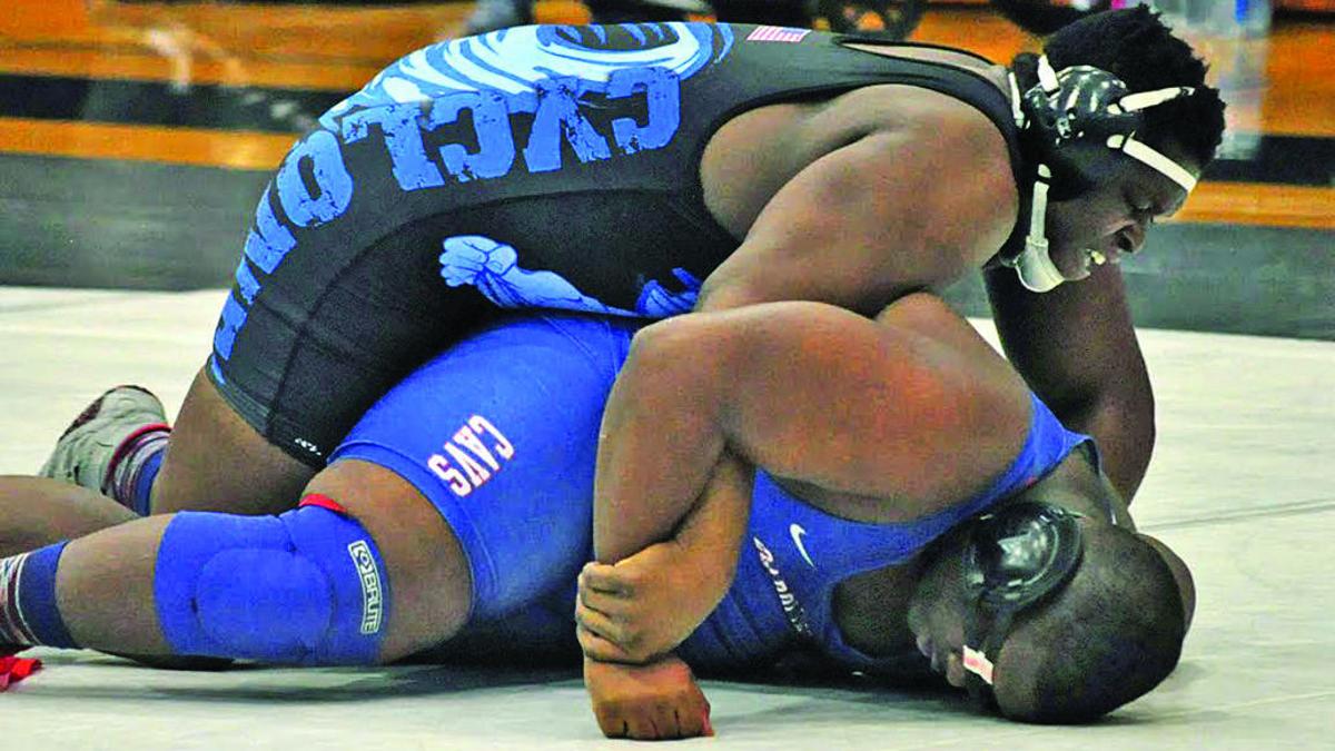 Conference 19 Wrestling Meet Conference 19 Title In Hand Eastern View Eyes 4a Crown High School Fredericksburg Com