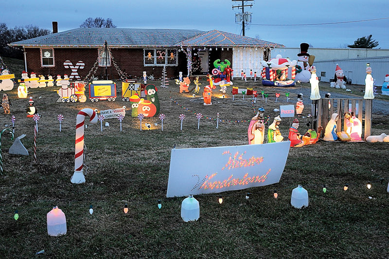 Hedelt 2014 guide to Fredericksburg area's best Christmas light