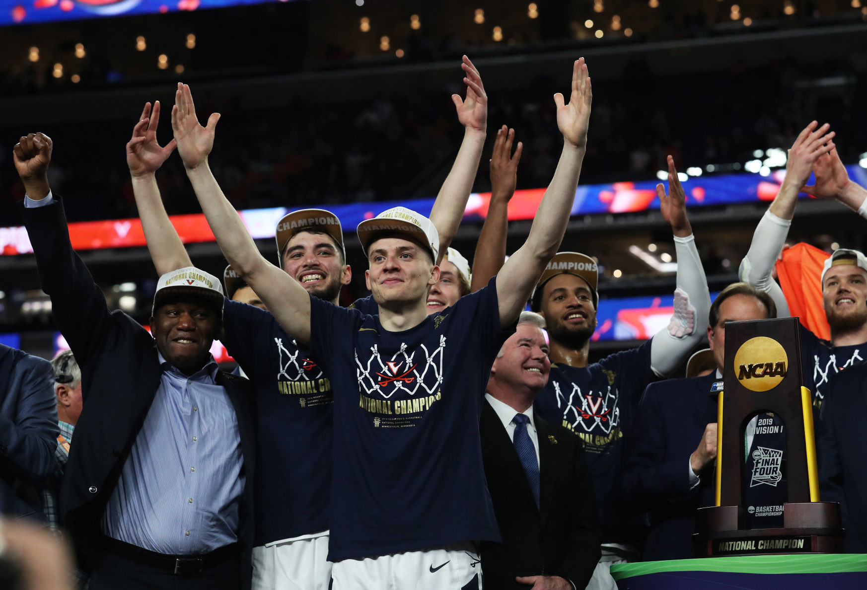 Virginia Men's Basketball Team Nominated For 'best Team' ESPY Award ...