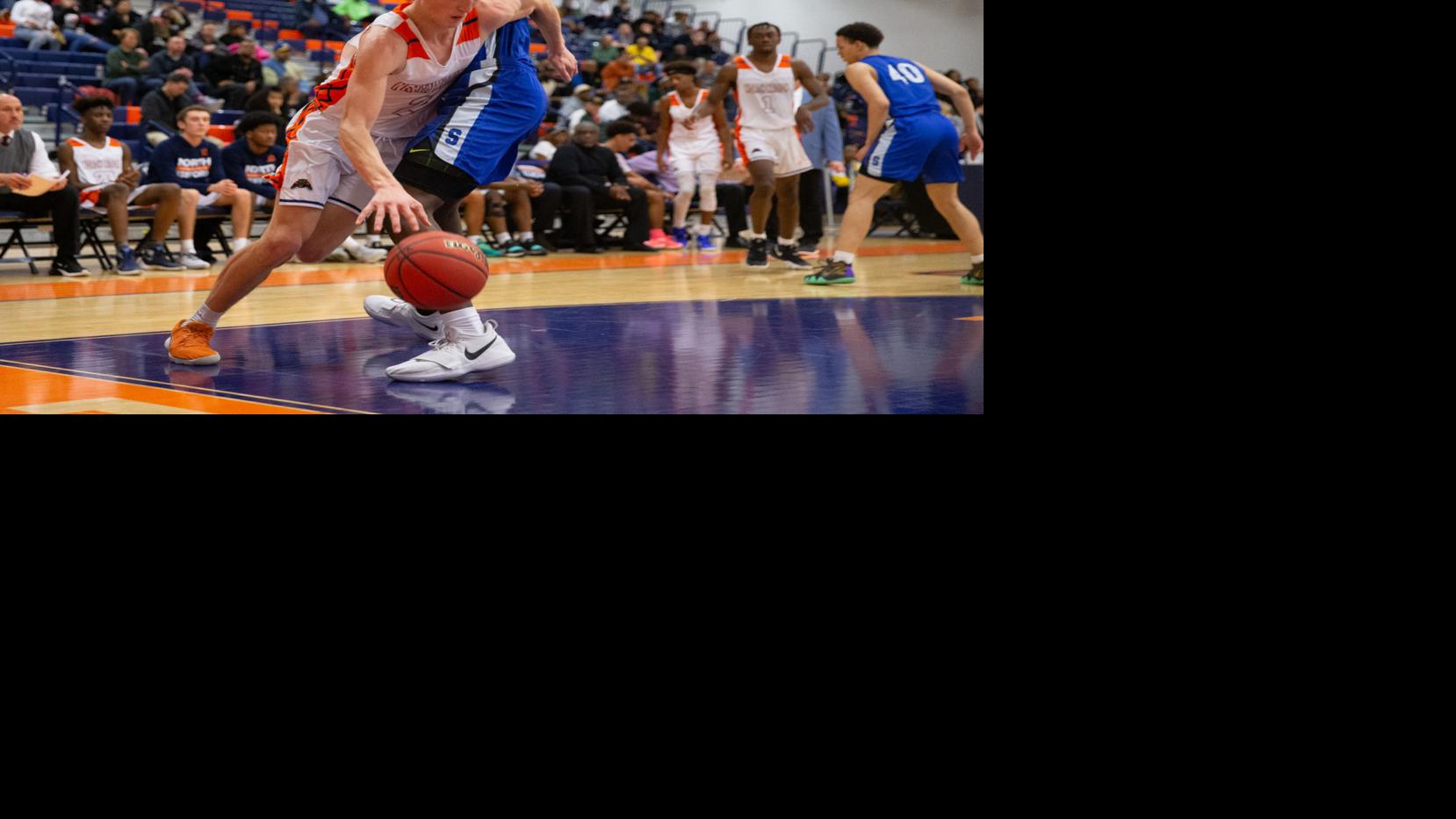 High School Basketball With Roster Back At Full Strength North