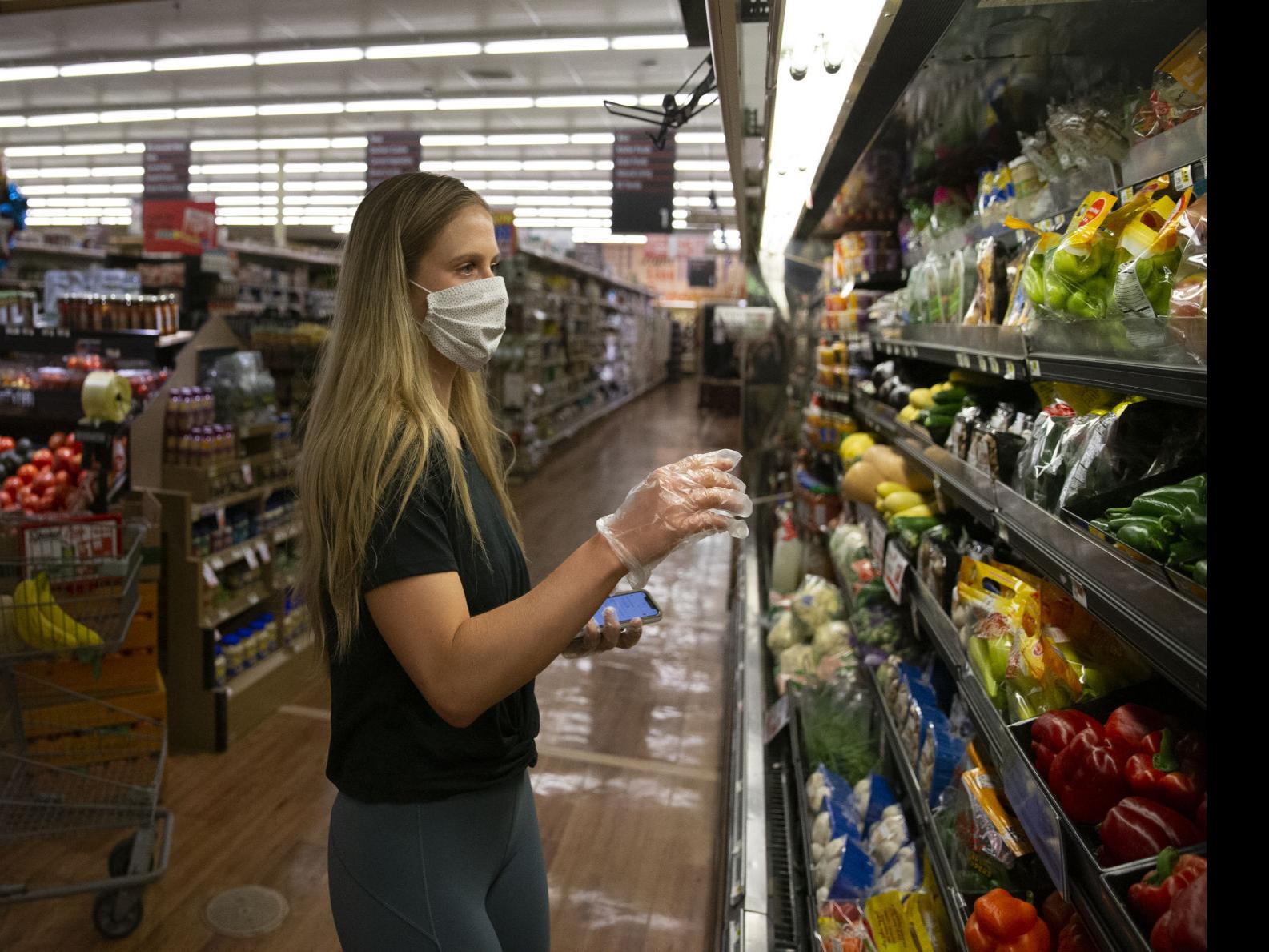 Pre-med students deliver groceries to help feed others ...