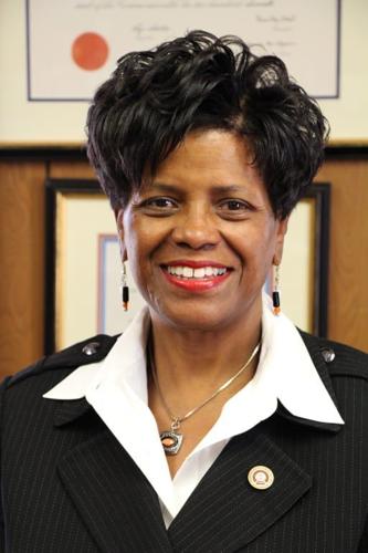 Fredericksburg School Board approves superintendent #39 s contract renewal