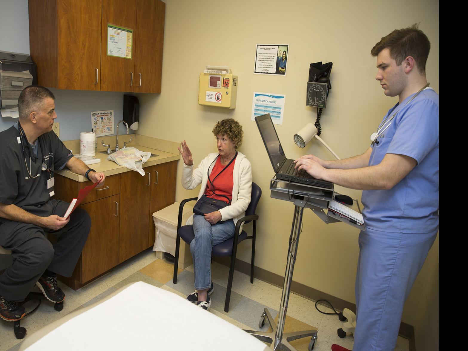 Moss Free Clinic Helps Clients With Daily Struggle Of Being Uninsured Lifestyles Fredericksburg Com