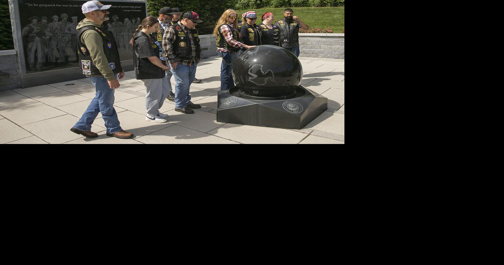 Sun hat Soldier Motorcycle Flag Memorial Day is for thems Black