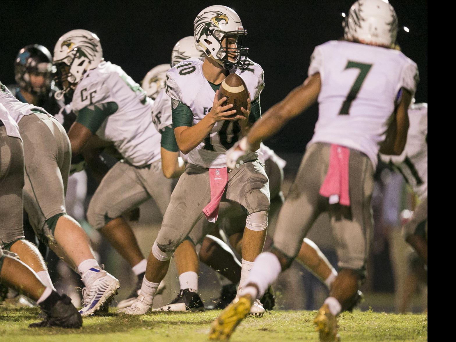 High School Football Colonial Forge Mixes Old School New School